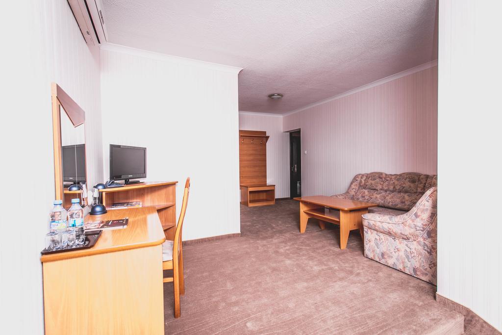 Hotel Twins Βαρσοβία Εξωτερικό φωτογραφία