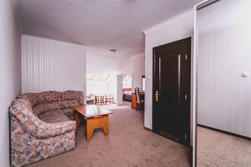 Hotel Twins Βαρσοβία Εξωτερικό φωτογραφία