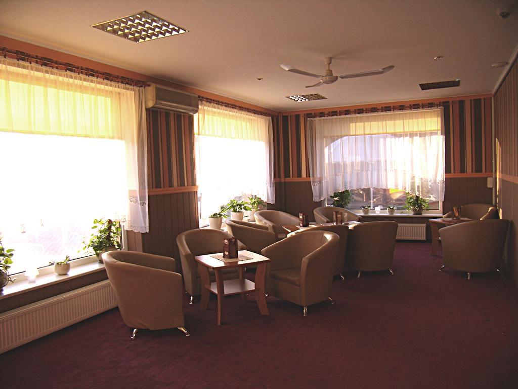 Hotel Twins Βαρσοβία Εξωτερικό φωτογραφία