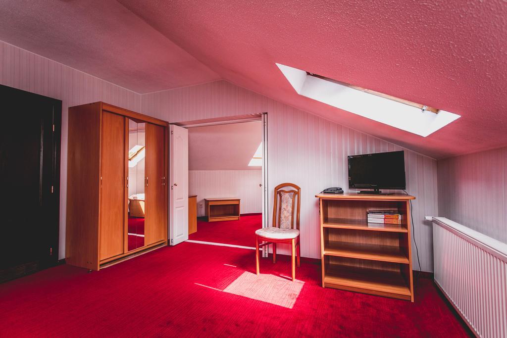 Hotel Twins Βαρσοβία Εξωτερικό φωτογραφία